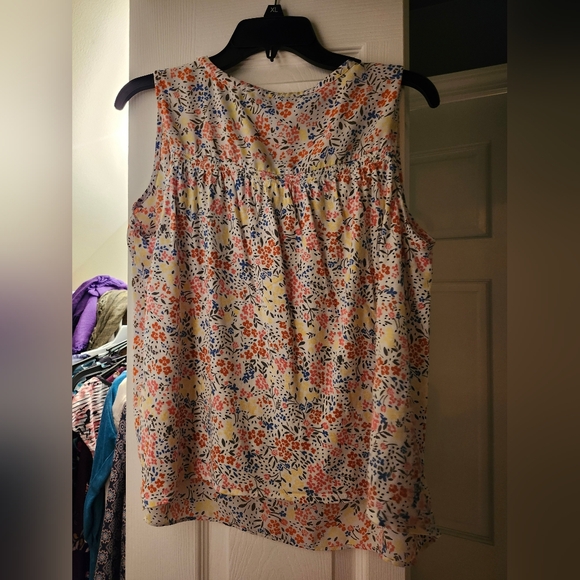 Loft floral tank - Picture 2 of 3